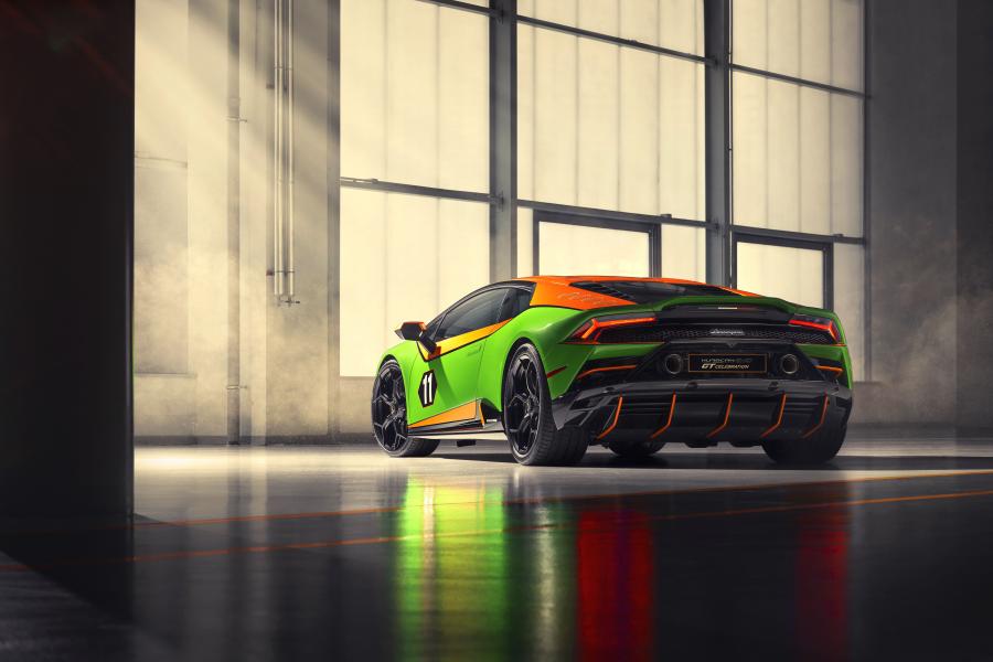  Lamborghini Huracan EVO GT Celebration 2019 года  (фото 5 из 13)
